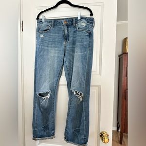 Pilcro distressed slim boyfriend, size 30